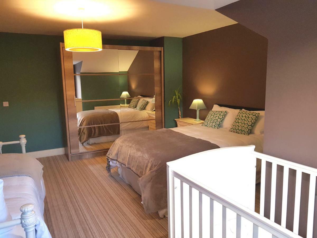 Ethan House Holiday Suites 킬라니 외부 사진